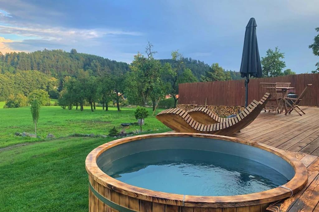 Glamping Kabin - 1 Hour From Prague Villa Mlady Smolivec Exterior photo